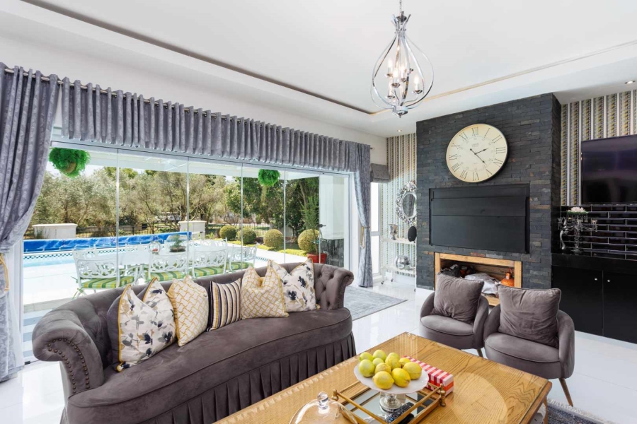 4 Bedroom Property for Sale in Val De Vie Estate Western Cape